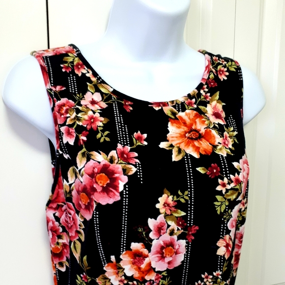 Fitted Black Floral Skater Dress - Size L - Picture 2 of 4